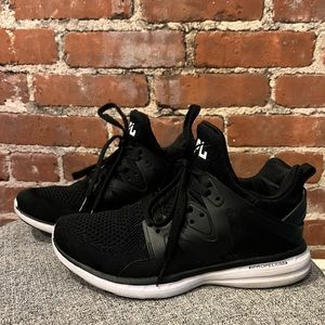 APL Women's Ascend, Black/White/Black, Size 8